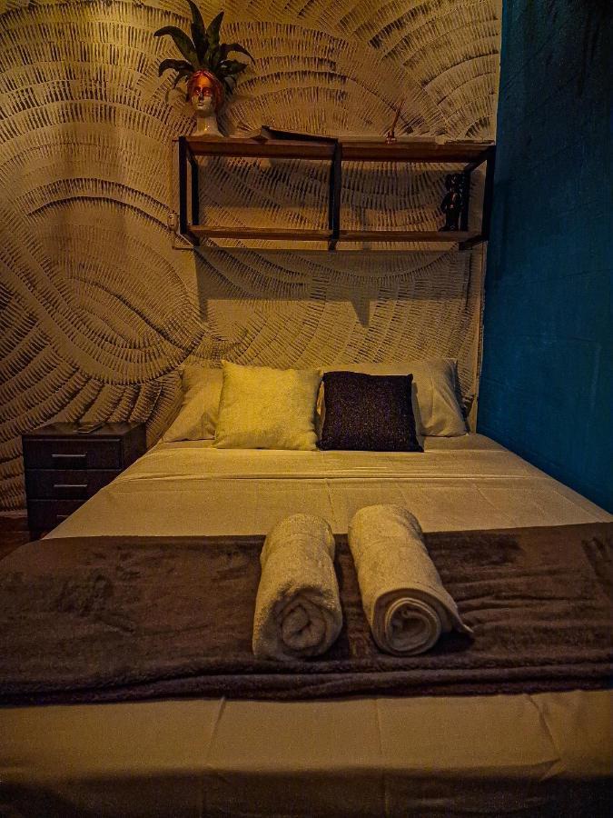 Urban Hostal Bar Bucaramanga Buitenkant foto
